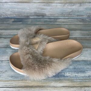 Vince Garrison Slide Sandals Size 6.5 Womens Fur Beige‎ Leather